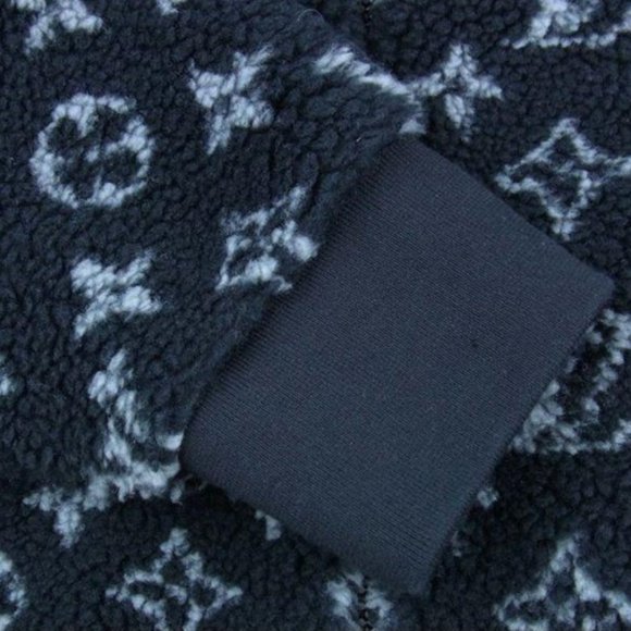 Louis Vuitton fleece Monogrammed Coat - Picture 2 of 6